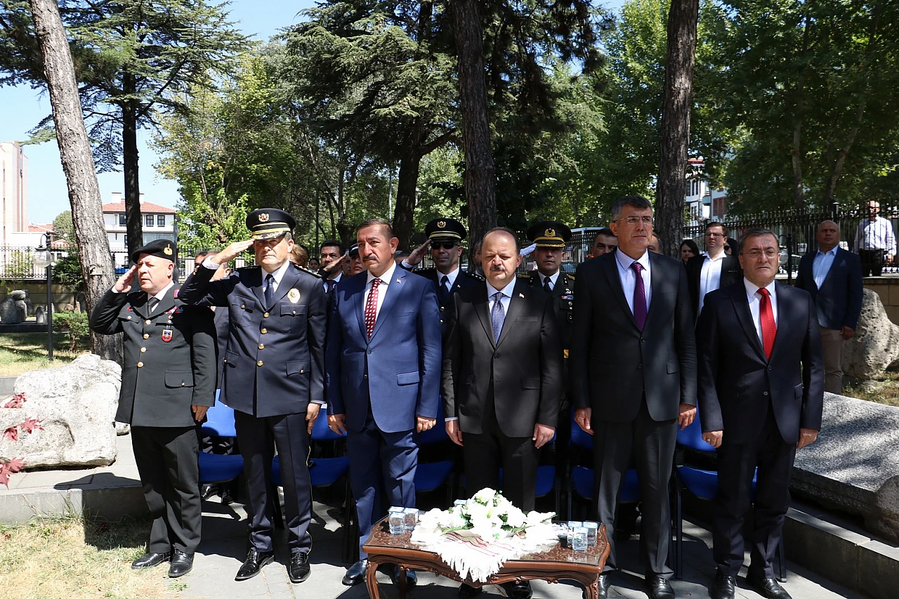 Şapka İnkılabı kutlamaları sona erdi