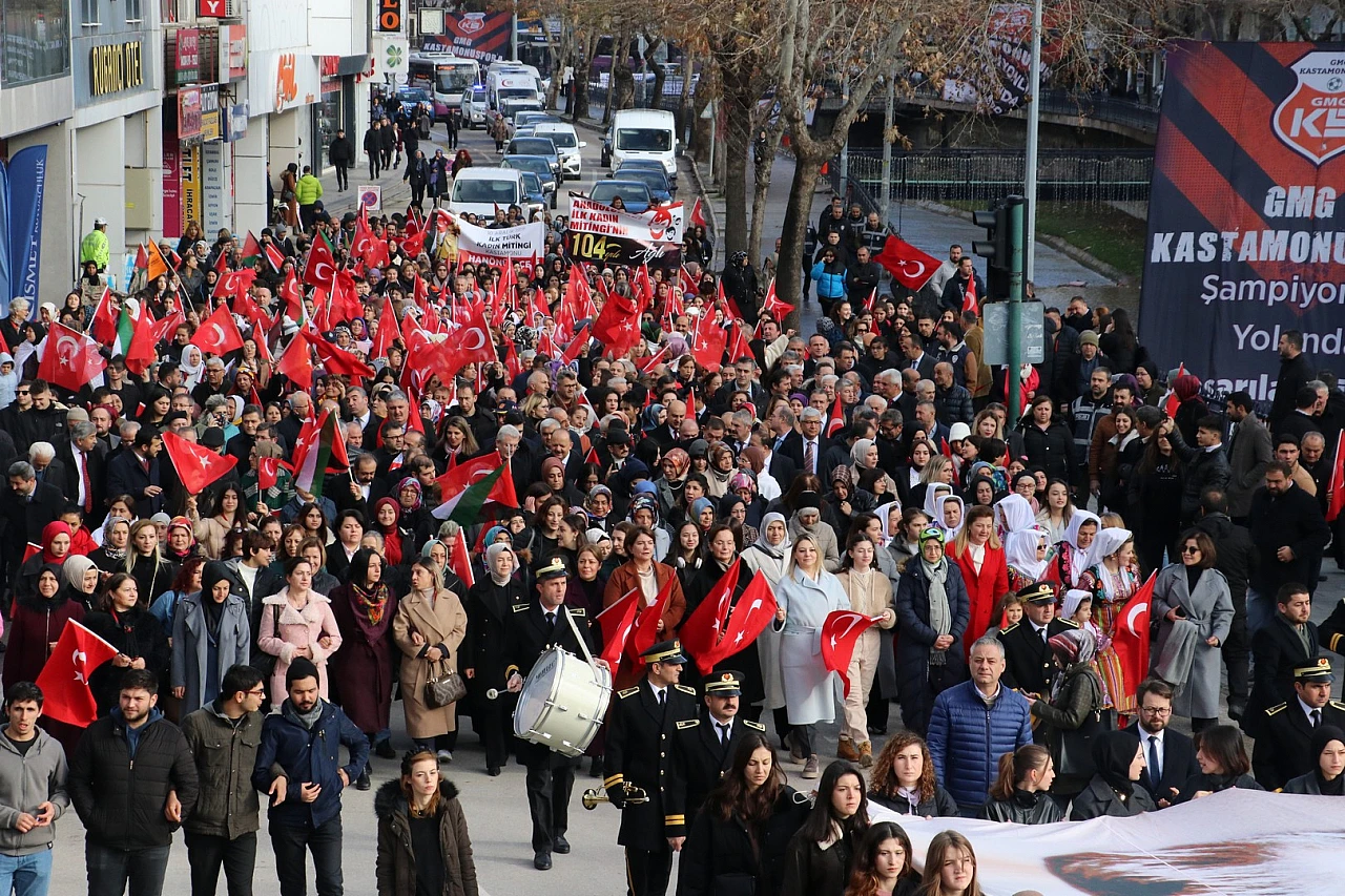 İlk Türk kadın mitingi 104. yılında